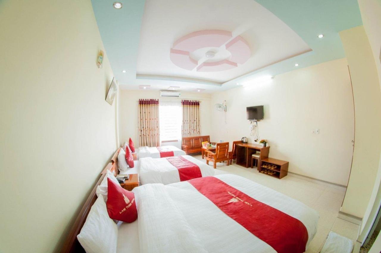 Lam Tung Hotel Dong Van - By Bay Luxury Exterior photo