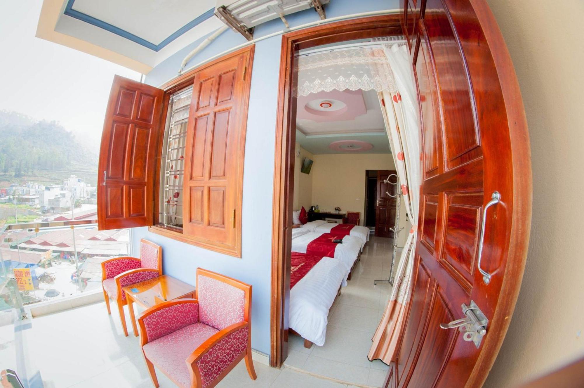 Lam Tung Hotel Dong Van - By Bay Luxury Exterior photo