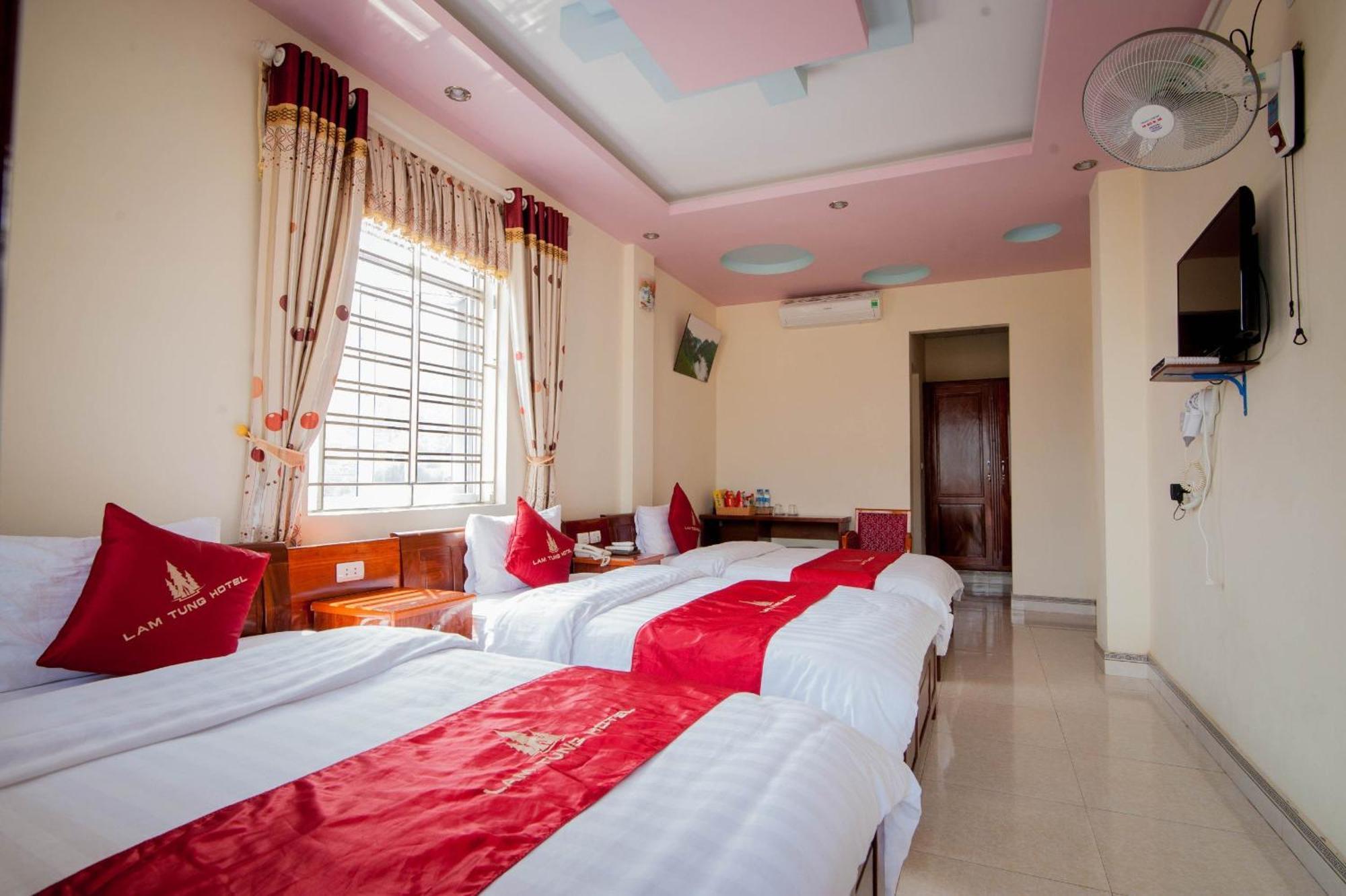 Lam Tung Hotel Dong Van - By Bay Luxury Exterior photo